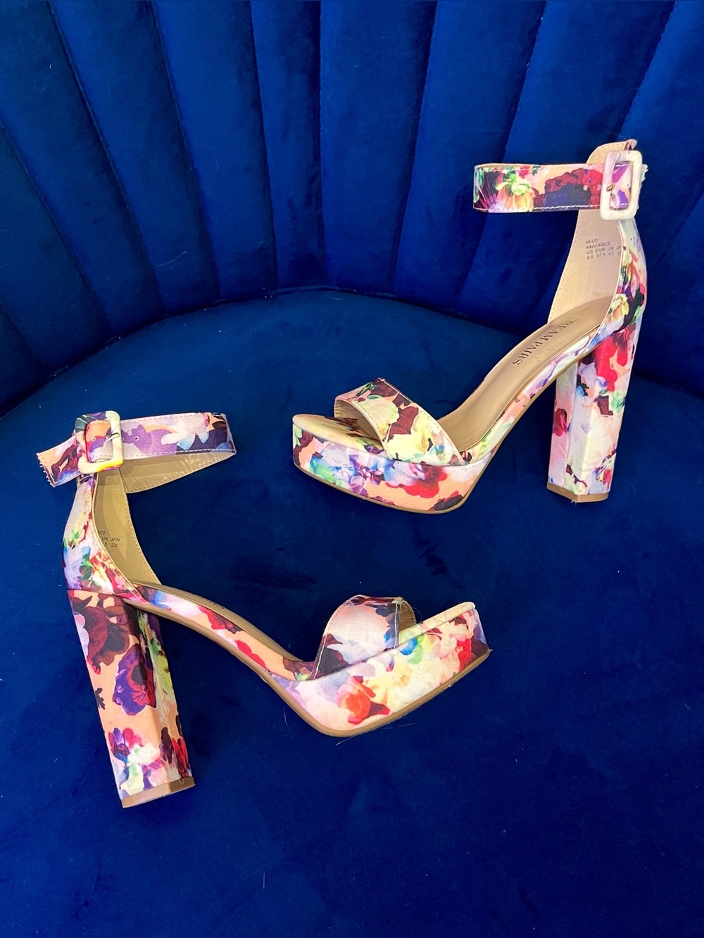 Dream Pairs Women's Open Toe Floral Chunky High Heel Platform Sandals
